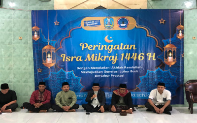 Peringatan Isra Mikraj SMAN 3 Sidoarjo