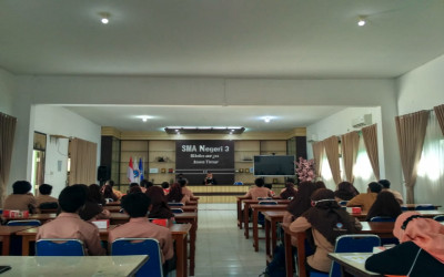 Bimbingan Internal KSN SMAN 3 Sidoarjo dalam Pemantapan Materi Belajar bagi Siswa Peserta KSN